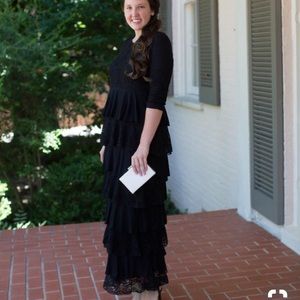 “Dreaming in vintage” Dainty Jewell’s